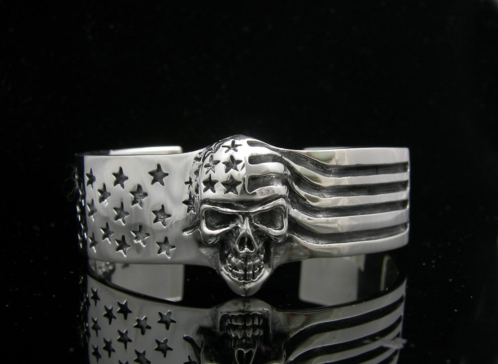 American Badass Skull Cuff